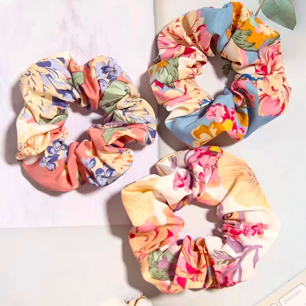 🛍️💢New!! 3 pcs Floral Women Girls Hair Tie 🥰🌼